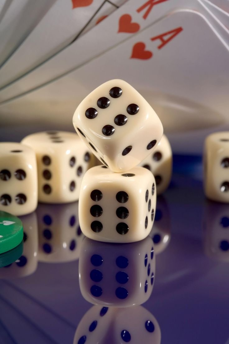 Studio dealer baccarat mega111 dengan kamera multi-sudut dan dealer profesional